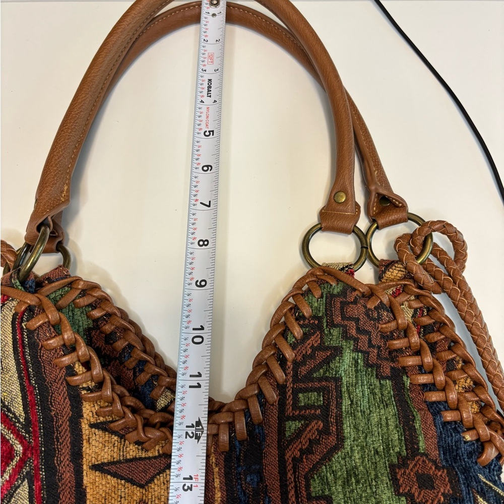 Tapestry Style Multicolor Shoulder Bag with Ethnic Patterns Tassels Braided - Picture 8 of 9